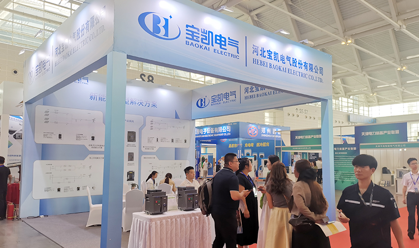 暴击行业天花板！jinnianhui今年会电气硬核技术亮相天津清洁能源展，引央视记者及能源产业巨头现场“挖宝”